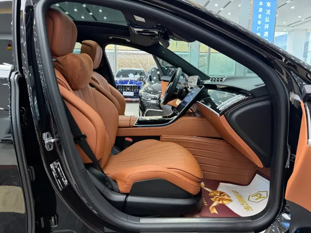 Mercedes-Benz S-Class — Фото автомобиля 7