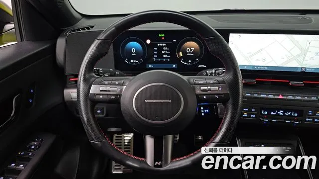 Hyundai Kona Kona (SX2) Бензин 1.6 Turbo 4WD — Фото автомобиля 4