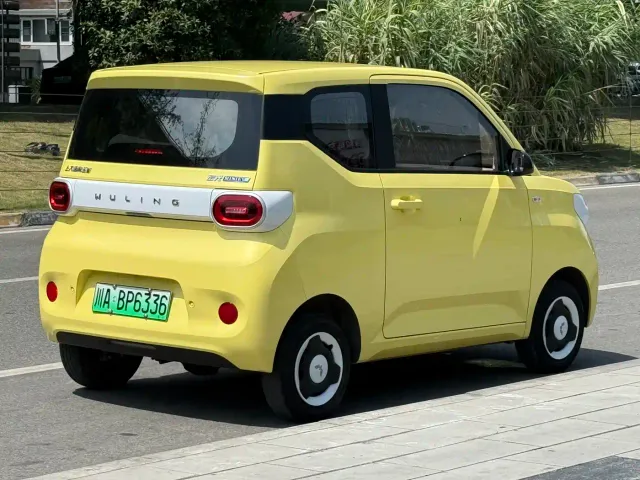 Wuling Hongguang Mini EV — Фото автомобиля 4