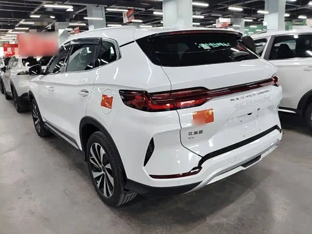 BYD Song PLUS — Фото автомобиля 4