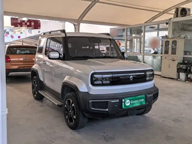 Baojun Yep — Фото автомобиля 3