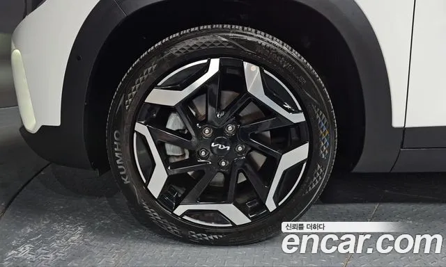 Kia Seltos New — Фото автомобиля 5