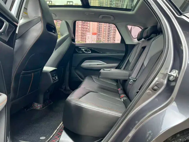 Changan Z6 — Фото автомобиля 14