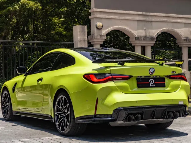 BMW M4 — Фото автомобиля 4