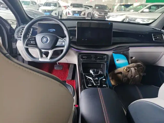 BYD Qin PLUS — Фото автомобиля 2