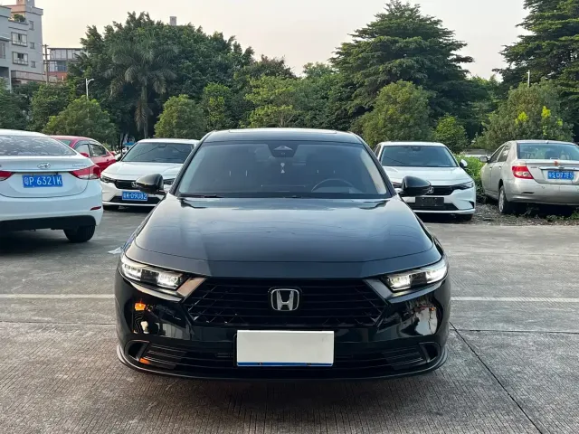 Honda Accord — Фото автомобиля 2