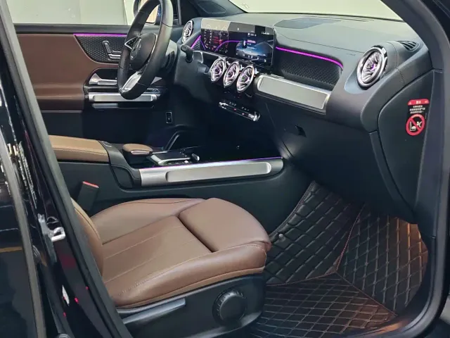 Mercedes-Benz GLB-Class — Фото автомобиля 14