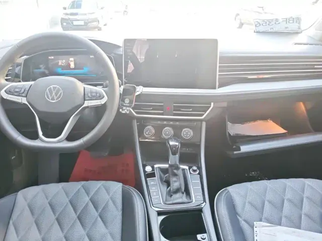 Volkswagen Sagitar — Фото автомобиля 12