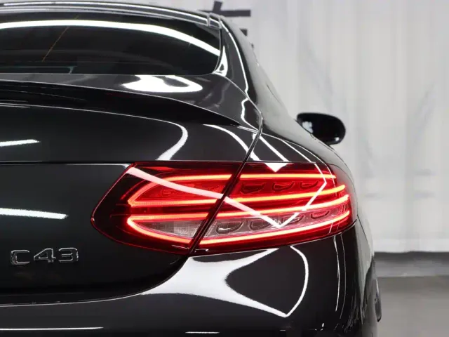 Mercedes-Benz C-Class AMG — Фото автомобиля 24