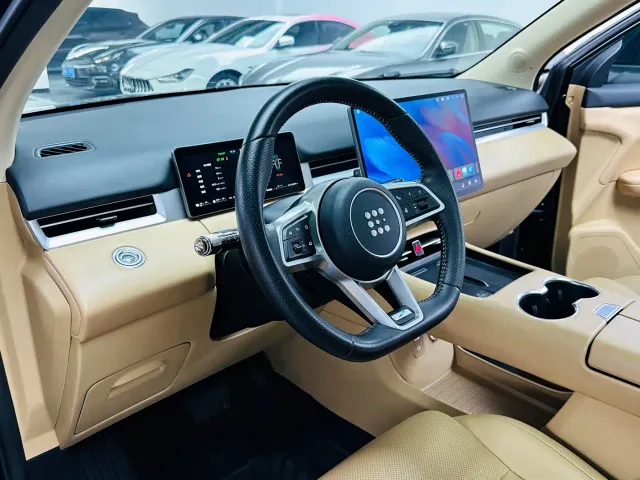 Landian E5 PLUS — Фото автомобиля 5