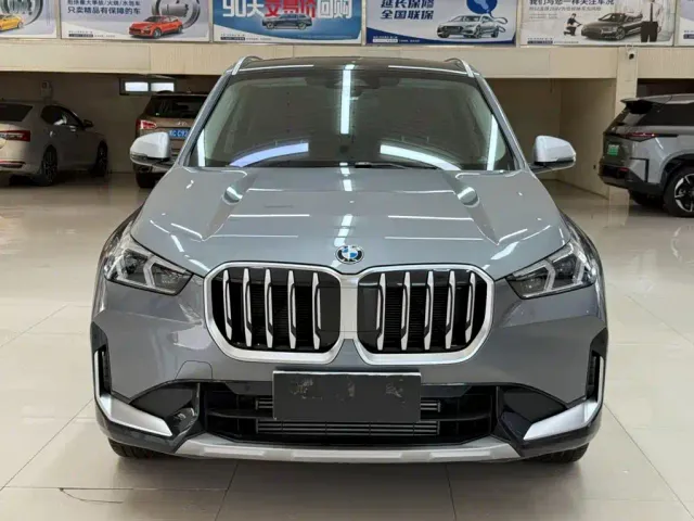 BMW X1 — Фото автомобиля 2