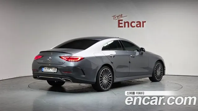 Mercedes-Benz CLS-Class — Фото автомобиля 2