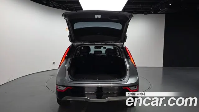 Kia Niro All Niro EV Air — Фото автомобиля 20