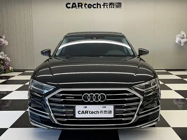 Audi A8 — Фото автомобиля 3