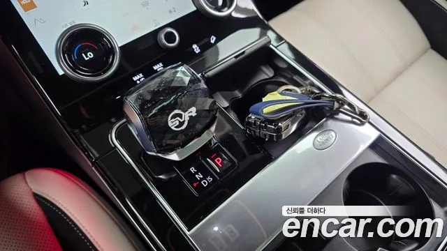 Land Rover Range Rover Velar — Фото автомобиля 9