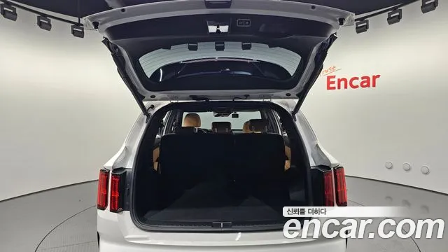 Kia Sorento Sorento 4-е поколение Дизель 2.2 2WD — Фото автомобиля 17
