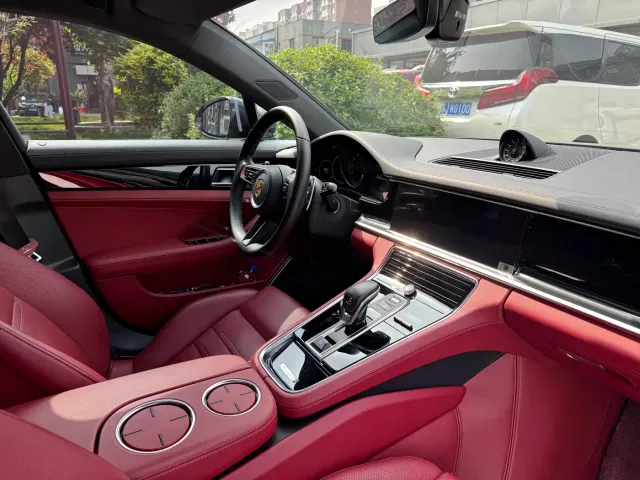 Porsche Panamera — Фото автомобиля 18