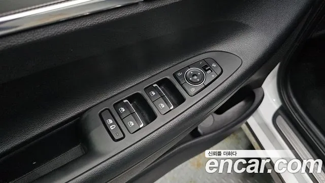 Hyundai Grandeur Новый Grandeur IG — Фото автомобиля 14