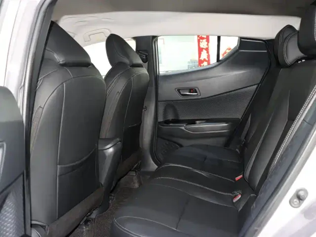 Toyota IZOA — Фото автомобиля 10