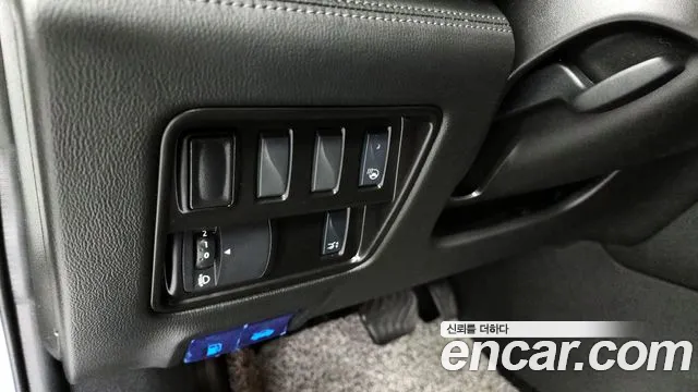 Renault-KoreaSamsung QM6 Новый QM6 2.0 GDe Première 2WD — Фото автомобиля 13