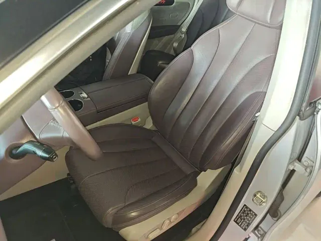 Leapmotor C11 — Фото автомобиля 14