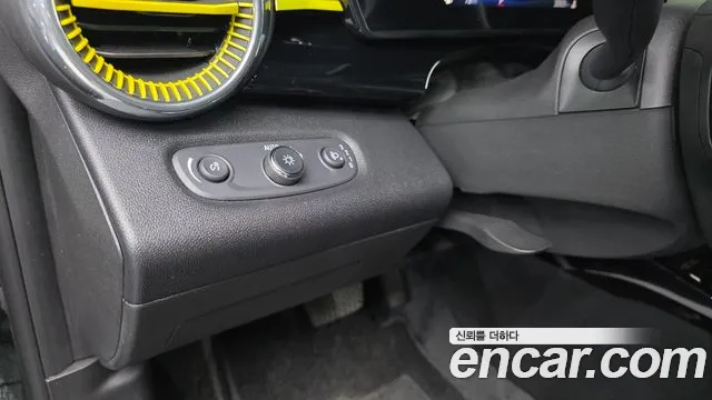 ChevroletGMDaewoo Trax Trax Кроссовер — Фото автомобиля 12