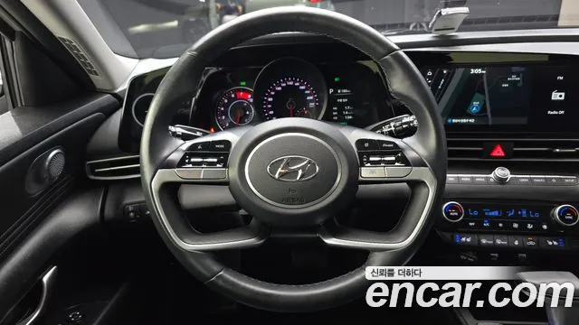 Hyundai Avante CN7 — Фото автомобиля 13