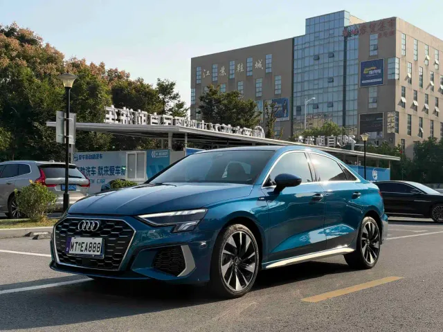 Фотография автомобиля — Audi A3