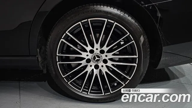 Mercedes-Benz C-Class — Фото автомобиля 18