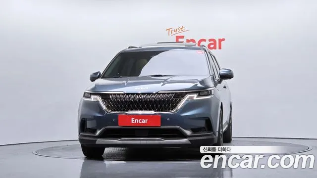Kia Carnival — Фото автомобиля 3