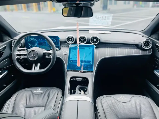 Mercedes-Benz C-Class — Фото автомобиля 5