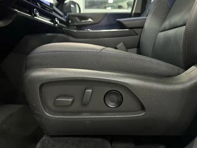 Chevrolet Equinox Plus — Фото автомобиля 15