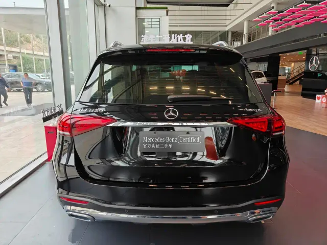 Mercedes-Benz GLE-Class — Фото автомобиля 10