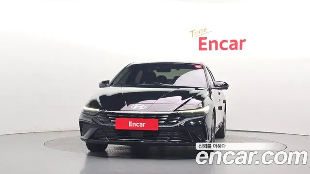 Hyundai Avante CN7 — Фото автомобиля 3