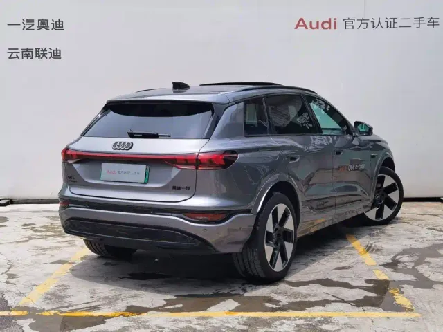 Audi Q6L e-tron — Фото автомобиля 4