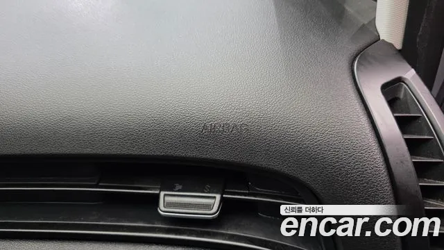 Hyundai Staria — Фото автомобиля 29
