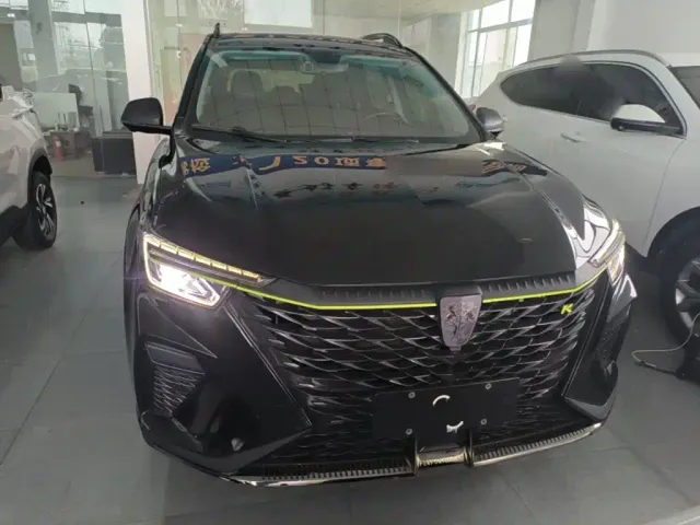 Roewe RX5 — Фото автомобиля 2