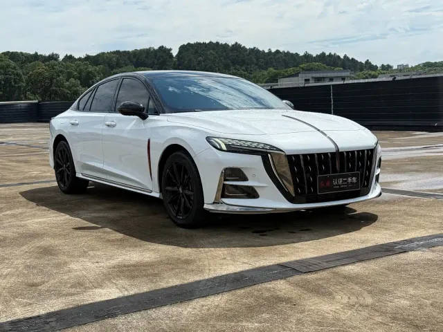 Hongqi H6 — Фото автомобиля 3