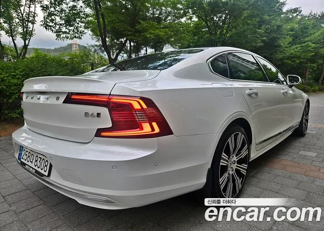 Volvo S90 — Фото автомобиля 6