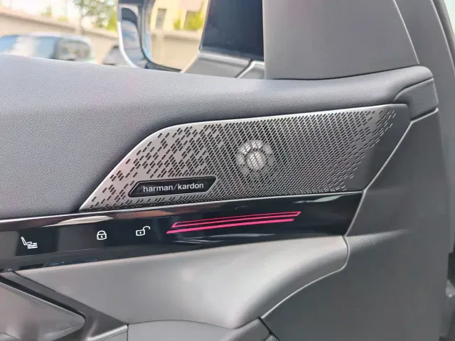 BMW 5 Series — Фото автомобиля 26