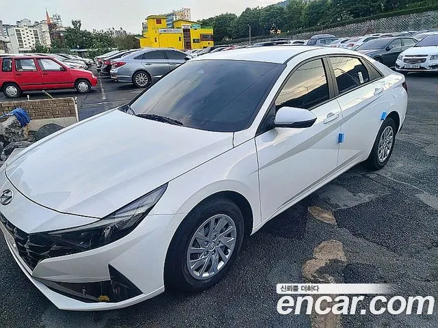 Фотография автомобиля — Hyundai Avante CN7
