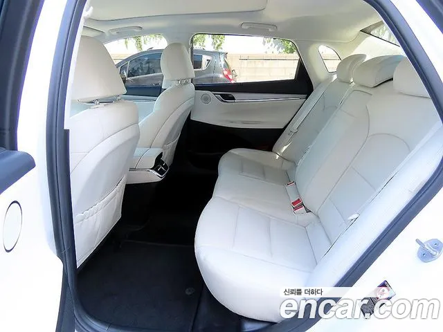 Hyundai Grandeur (New) Hybrid — Фото автомобиля 6