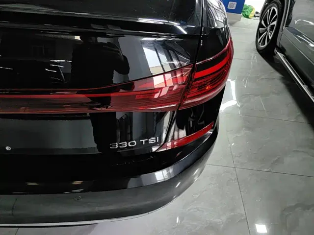 Volkswagen Passat — Фото автомобиля 7