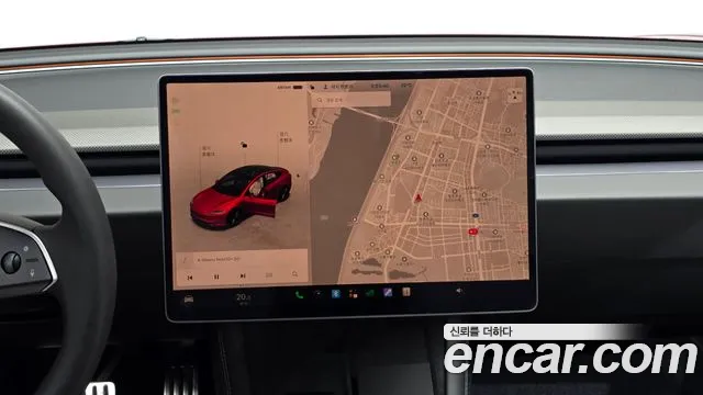 Tesla Model 3 — Фото автомобиля 23
