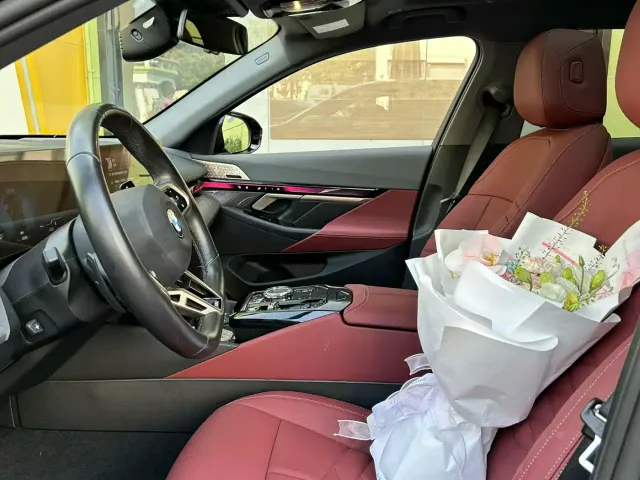 BMW 5 Series — Фото автомобиля 4
