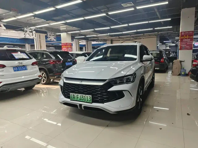 BYD Song Pro — Фото автомобиля 2