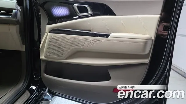 Kia Carnival Generation 4 — Фото автомобиля 14