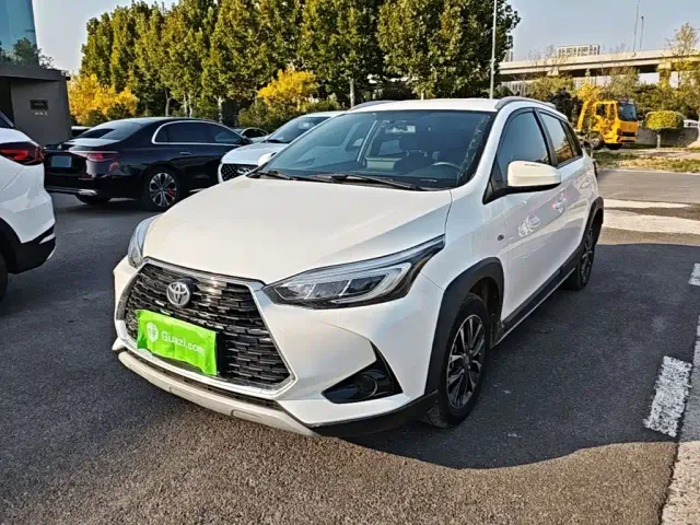 Фотография автомобиля — Toyota YARiS L Zhi Xuan