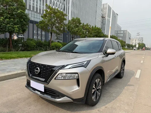 Фотография автомобиля — Nissan X-Trail