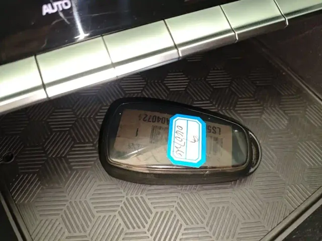 Changan Eado — Фото автомобиля 8